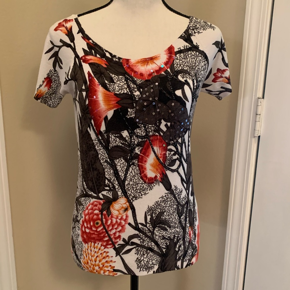 Short sleeve embellished sweater/knit top